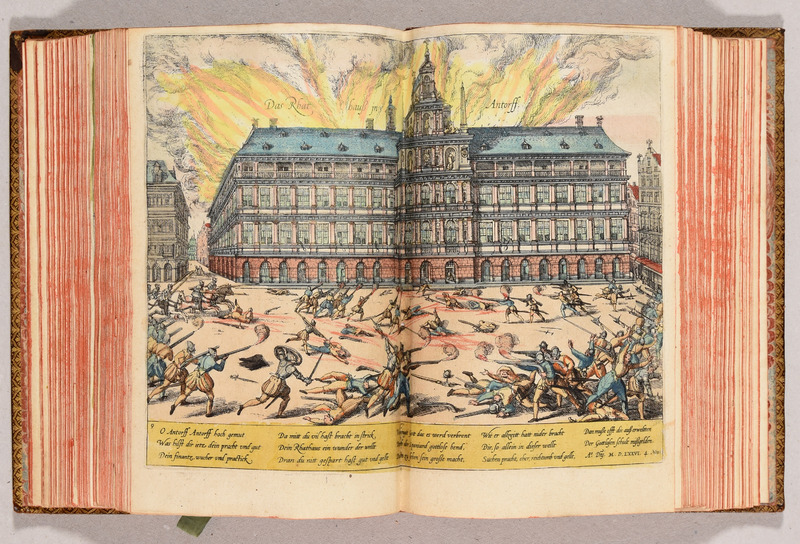 Album with 101 news prints on the Eighty Years' War.